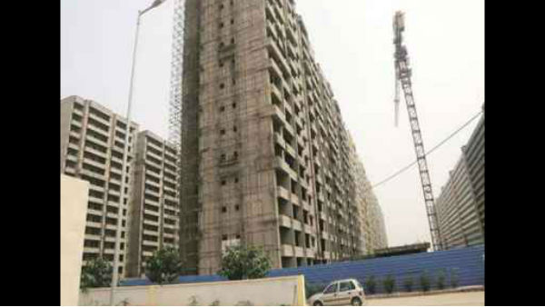  मुंबई में 83 फीसदी गिर सकती है सेल