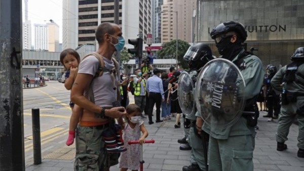 चीन का धनिक वर्ग जिनपिंग के खिलाफ