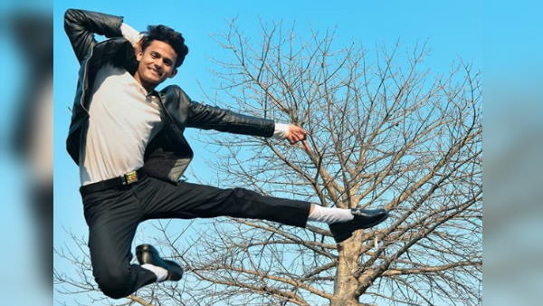 बिग बी और रितिक भी हैं फैन