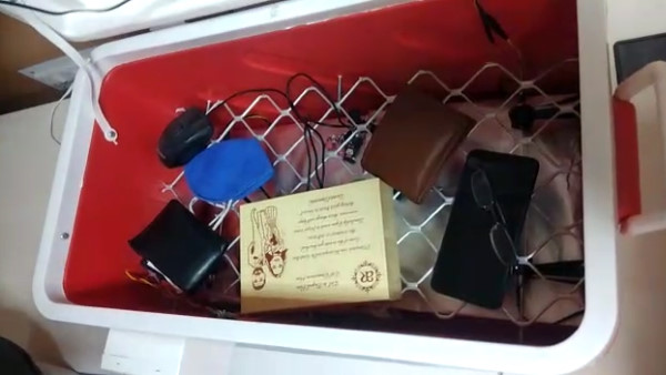 इनको करती है सैनेटाइज