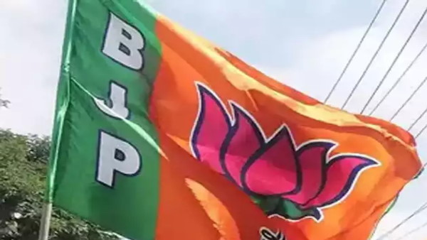 मणिपुर का सियासी समीकरण