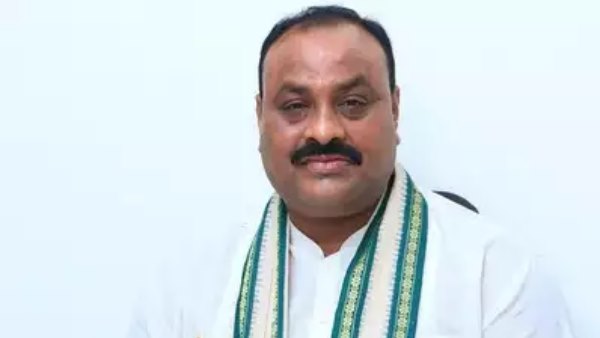 शुक्रवार सुबह गिरफ्तारी