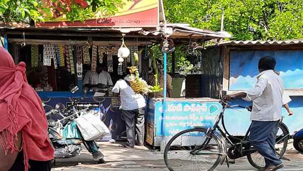 सुपर स्प्रेडर कहां संक्रमित हुआ, इसकी पुख्ता जानकारी नहीं