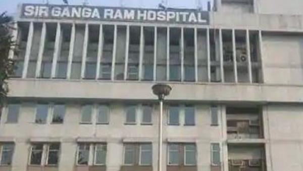 FIR against Sir Ganga Ram Hospital, Sir Ganga Ram Hospital, delhi, COVID 19, coronavirus, दिल्ली, सर गंगाराम अस्पताल, कोरोना वायरस FIR against Sir Ganga Ram Hospital, Sir Ganga Ram Hospital, delhi, COVID 19, coronavirus, दिल्ली, सर गंगाराम अस्पताल, कोरोना वायरस