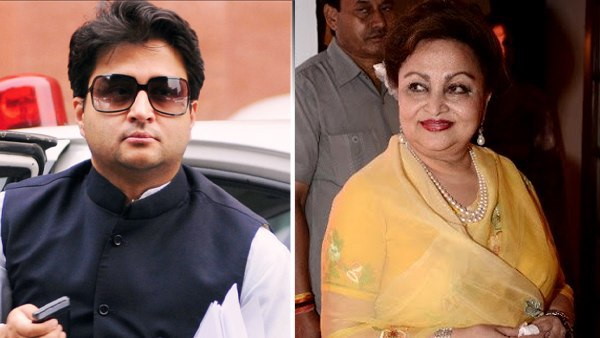 Jyotiraditya Scindia and mother test positive for coronavirus, admitted to Delhi max hospital Jyotiraditya Scindia and mother test positive for coronavirus, admitted to Delhi max hospital