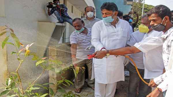 मूर्ति बनाने का सही समय नहीं- डीके शिवकुमार