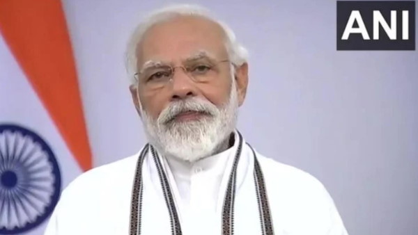 प्रियंका गांधी ने भी उठाए सवाल