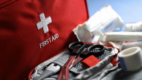 ये सामान भी साथ में जरूर रखें