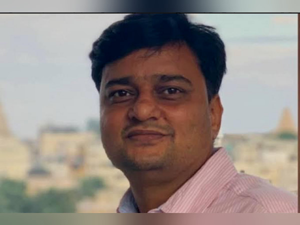 gujarats first IAS officer infected by covid-19, Health Secretary Jayanti Ravi Assistant found Positive gujarats first IAS officer infected by covid-19, Health Secretary Jayanti Ravi Assistant found Positive