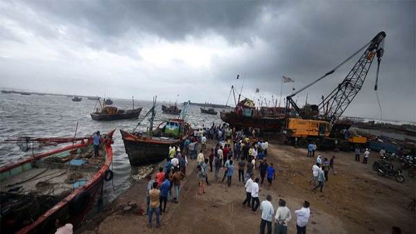IMD alert gujarat rains: Light to moderate rainfall expected at scattered places in Saurashtra Kutch on 16th, 17th & 18th June