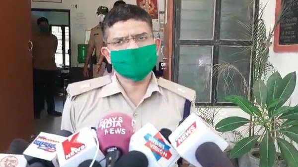 पुलिस खंगाल रही नेटवर्क