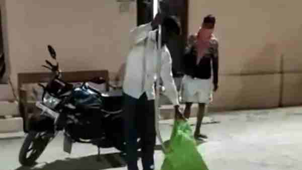 एक घंटे की कड़ी मशक्कत के बाद पकड़ा