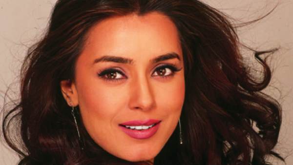 चेहरे से कांच के 67 टुकड़े निकाले गए