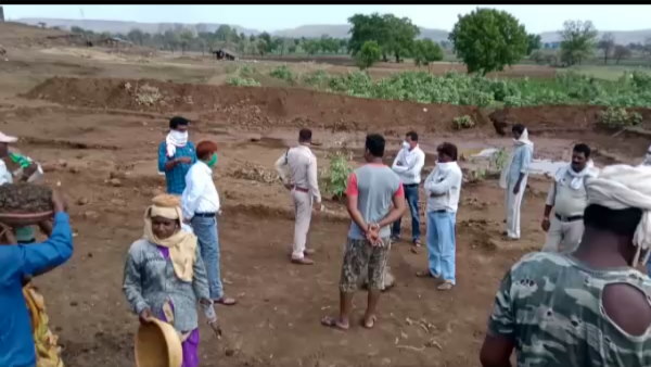  1012 साल पुराने हो सकते हैं सिक्के