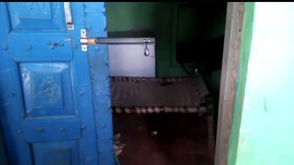  घर में घुसकर उठा ले गए युवक को