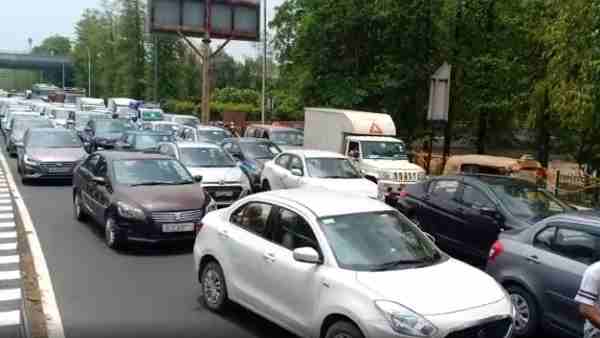 20 हजार लोगों के सामने खड़ा हुआ नौकरी का संकट