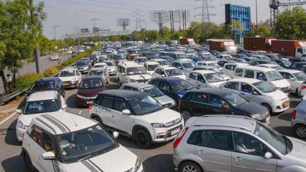 सिर्फ पास धारकों को ही नोएडा में मिलेगा प्रवेश 