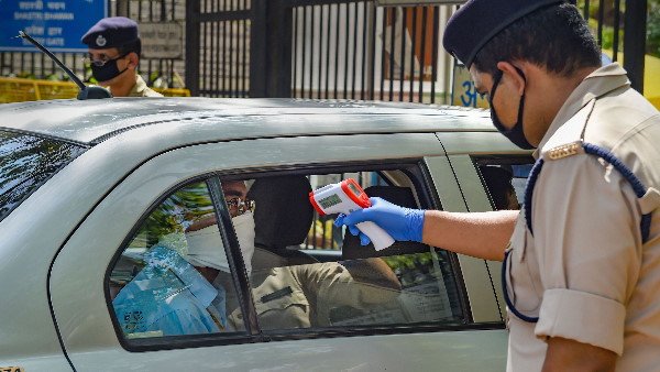 ऑफिस में प्रवेश के नियम