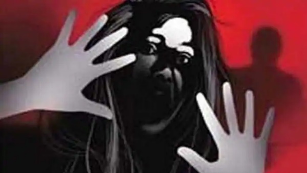  दो अन्य पर भी आरोप