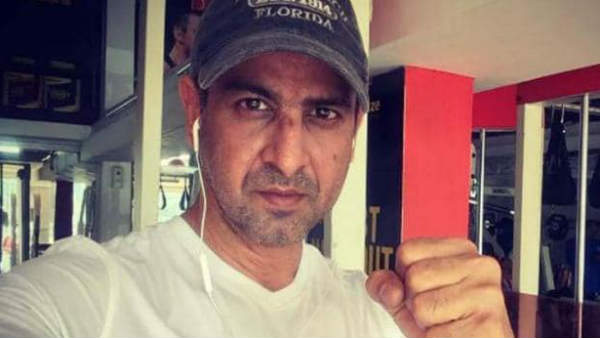 सामान बेचकर चला रहे हैं खर्चा