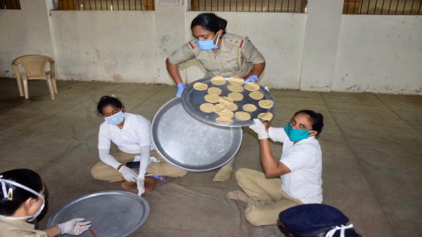 पुलिस की पहल पर आमजन भी जुड़े