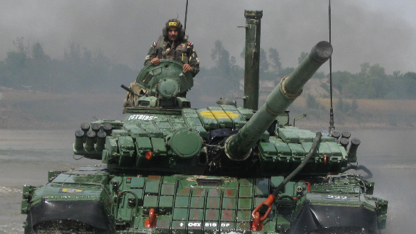 सुरक्षाबलों को इमरजेंसी फंड जारी