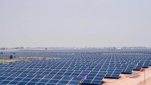 आत्मनिर्भर भारत अभियान के तहत सबसे बड़ा ठेका आत्मनिर्भर भारत अभियान के तहत सबसे बड़ा ठेका