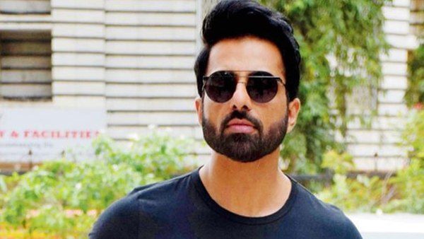 सोनू सूद की मदद से अपने घर पहुंचे प्रवासी मजदूर