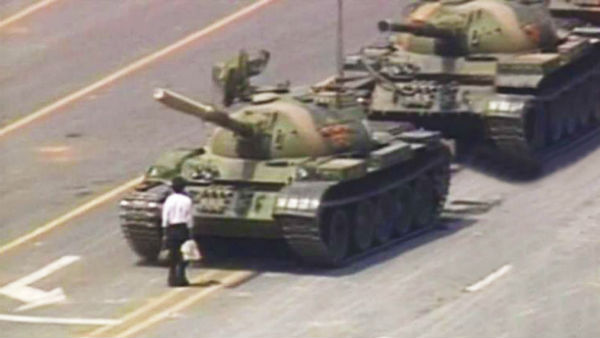 10,000 लोगों की हो गई थी मौत 