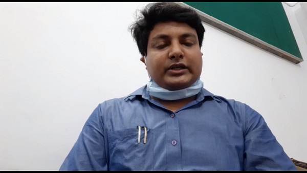 वनविभाग ने किया राहगीरों को अलर्ट