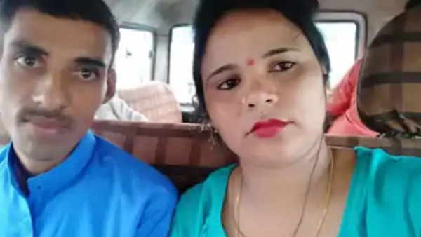 एक साल पहले हुई थी दोनों की शादी
