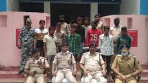 8 लोगों ने किया गैंगरेप