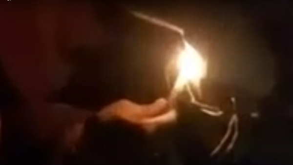 खंभे से बांधकर पीटा