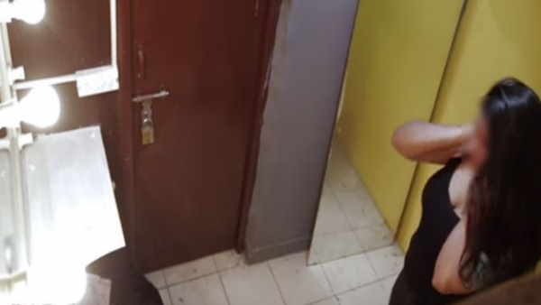 एक घंटे के लिए कमरा किया था बुक