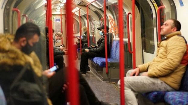 कोरोना वायरस: ट्रेन, बस या हवाई सफ़र कितना सुरक्षित?