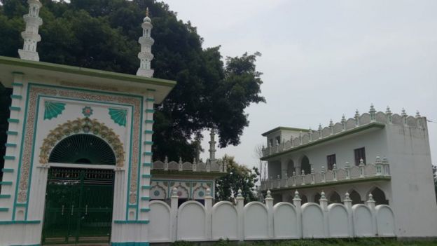 अयोध्या: मंदिर को लेकर भारी उत्साह, मस्जिद के लिए कितना जोश?