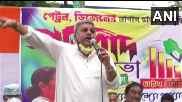 TMC नेता कल्याण बनर्जी के बिगड़े बोल