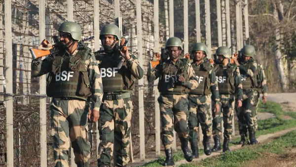 बाइक देखने को बाद अलर्ट