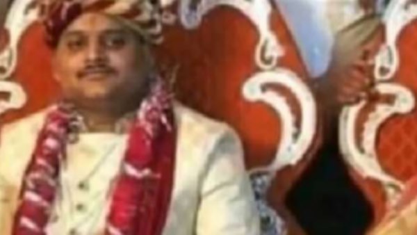 29 जून को हुई थी अमर की शादी 29 जून को हुई थी अमर की शादी