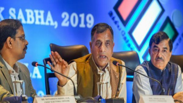 पिछले लोकसभा चुनावों के दौरान सुर्खियों में आए थे चुनाव आयुक्त लवासा पिछले लोकसभा चुनावों के दौरान सुर्खियों में आए थे चुनाव आयुक्त लवासा