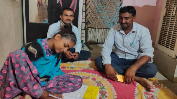 कृत्रिम हाथ लगे लेकिन नहीं जमे