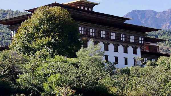 कूटनीतिक हथियार से ड्रैगन के साथ दंगल कूटनीतिक हथियार से ड्रैगन के साथ दंगल