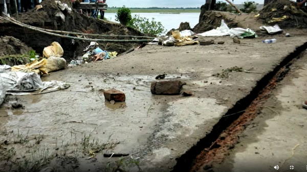 Crack in approach road of one more bridge in Gopalganj