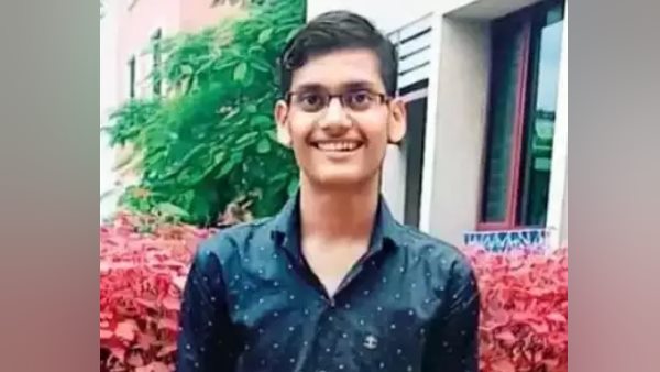 गांव में नहीं आती थी बिजली