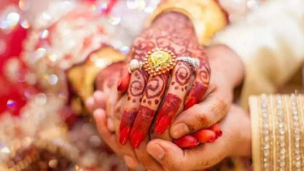 बहू को बेटी बनाकर किया विदा