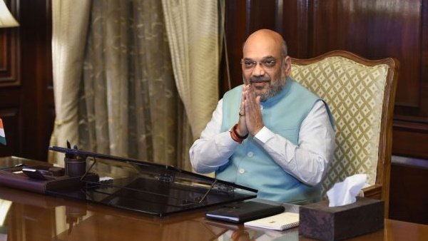 क्राइम ब्रांच ने सिम और फोन बरामद किया क्राइम ब्रांच ने सिम और फोन बरामद किया