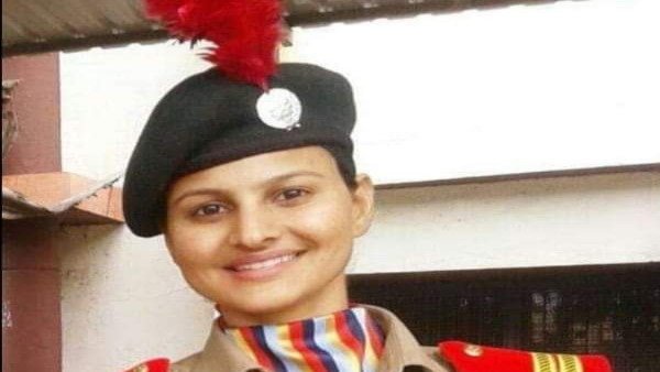 आहत महिला कॉन्स्टेबल सुनीता यादव का बयान आहत महिला कॉन्स्टेबल सुनीता यादव का बयान