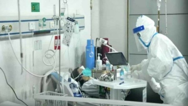 बिहार में इलाज के लिए दर-दर भटक रहें कोरोना मरीज 