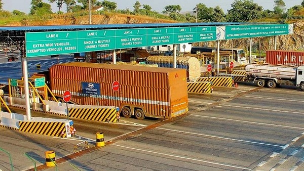 देश के 695 टोल प्लाजा पर सेवा उपलब्ध 