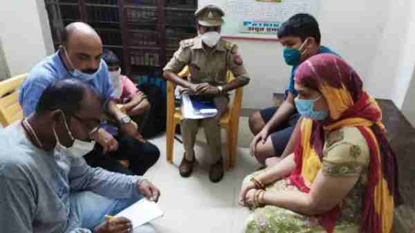 विकास दुबे की पत्नी रिचा को पुलिस ने दी क्लीन चिट विकास दुबे की पत्नी रिचा को पुलिस ने दी क्लीन चिट